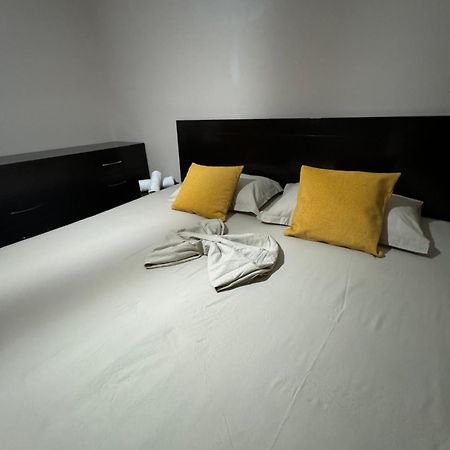 Toptani Center Apartment Tirana Bagian luar foto