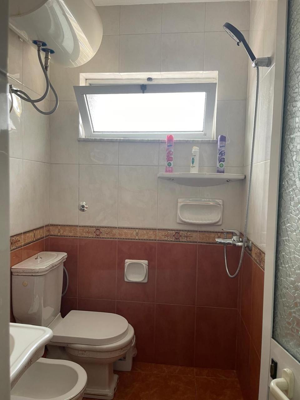 Toptani Center Apartment Tirana Bagian luar foto