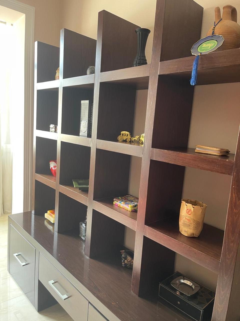Toptani Center Apartment Tirana Bagian luar foto